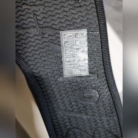 BlowFish Malibu Unisex-Child Pava-K Fashion Sneaker Bootie-Black Eastwoo… - Picture 8 of 11